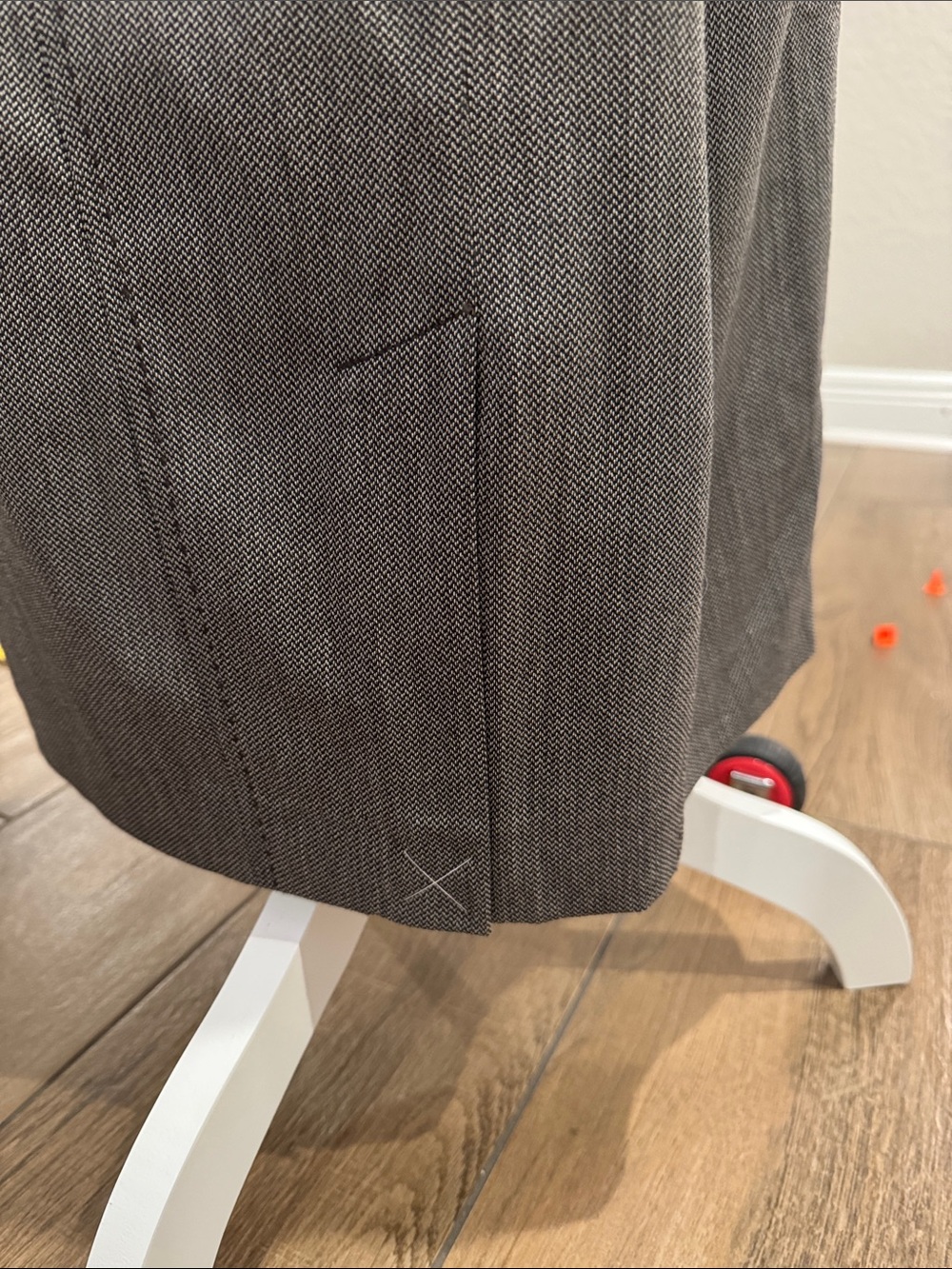 LOFT Gray Textured Pencil Skirt - Picture 2 of 6